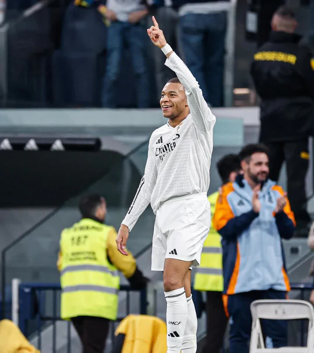 KAIYUN-包含篮网前途光明！，姆巴佩新星战术调整表现突出上演精彩一战的词条