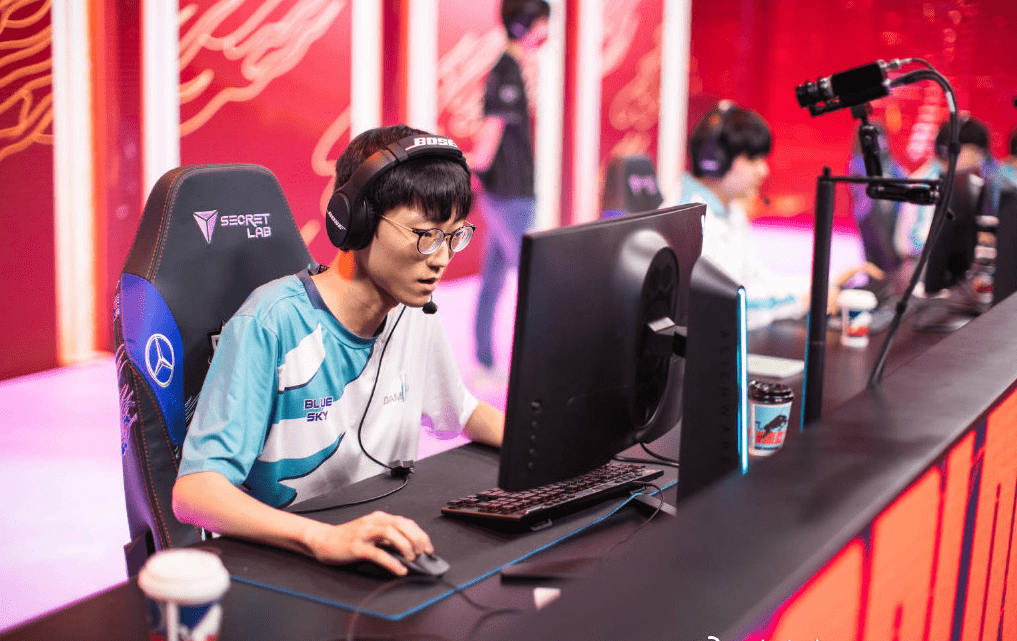 开云- blackveilbride完整歌词 